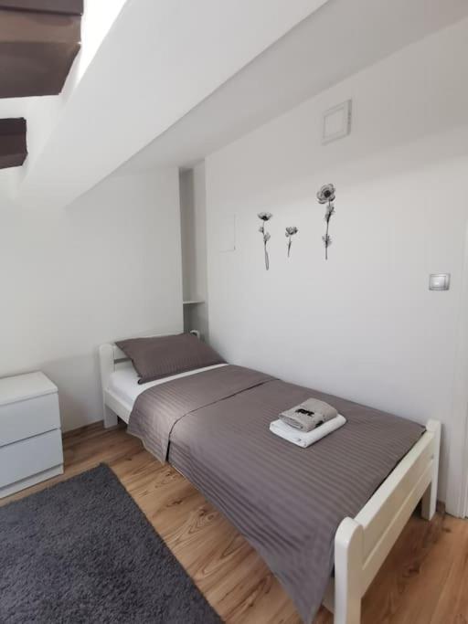 Loft Apartment Pula Exteriör bild