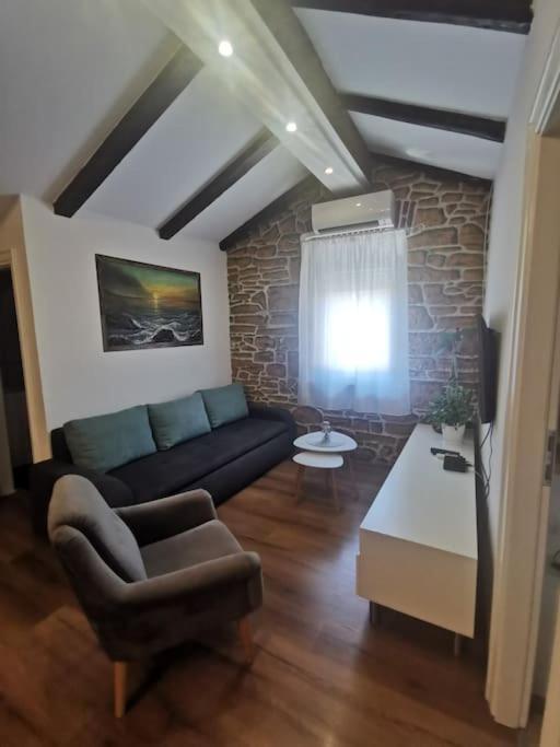 Loft Apartment Pula Exteriör bild